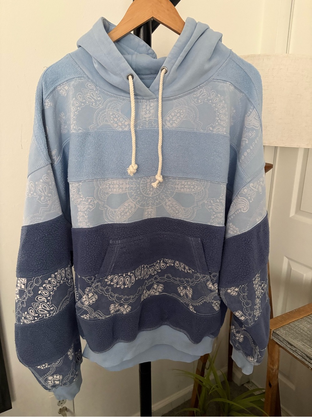 NWT FREE PEOPLE MOVEMENT Final Call Bandana Logo Hoodie | Blue Indigo Combo $168 - Picture 10 of 13